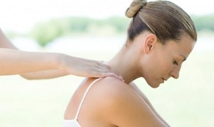 Neck massage for osteochondrosis